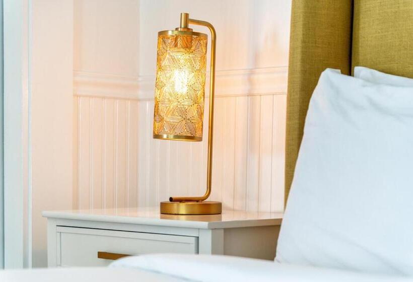 جناح مطلّ علي البحر, Agate Cove Inn