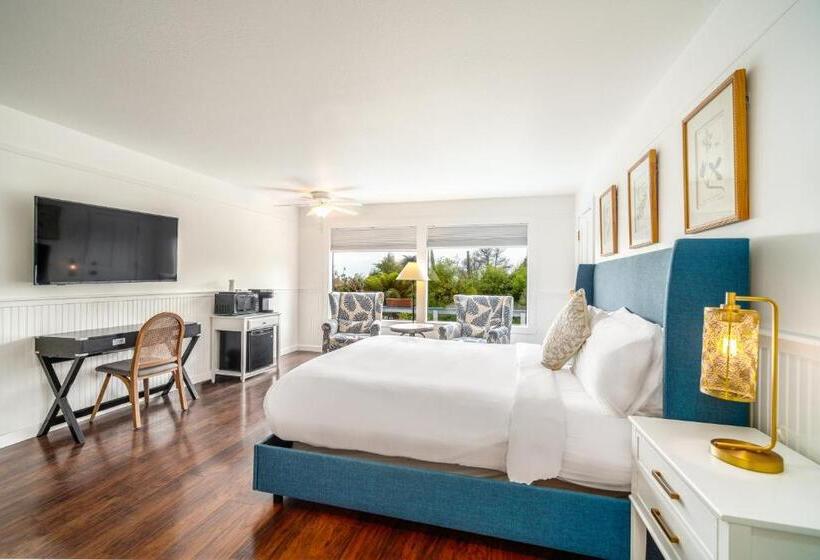 스위트 킹사이즈 침대, Agate Cove Inn