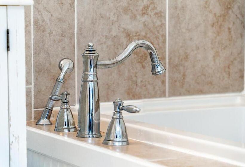 جناح مطلّ علي الحديقة, Agate Cove Inn