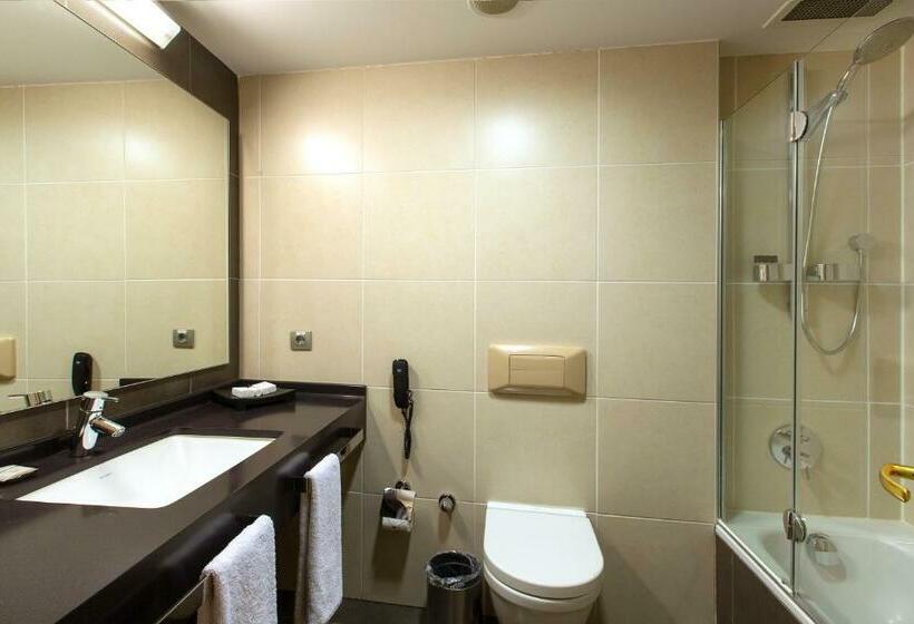 اتاق سوپریور, Nippon