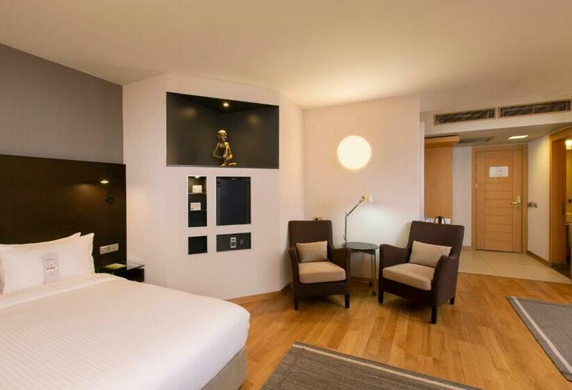 اتاق لوکس خانوادگی, Nippon