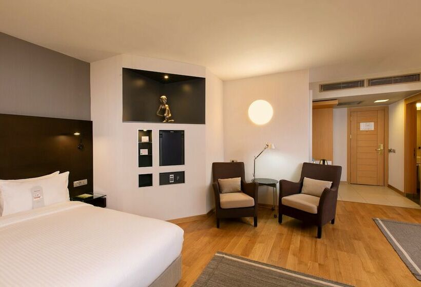 اتاق لوکس خانوادگی, Nippon