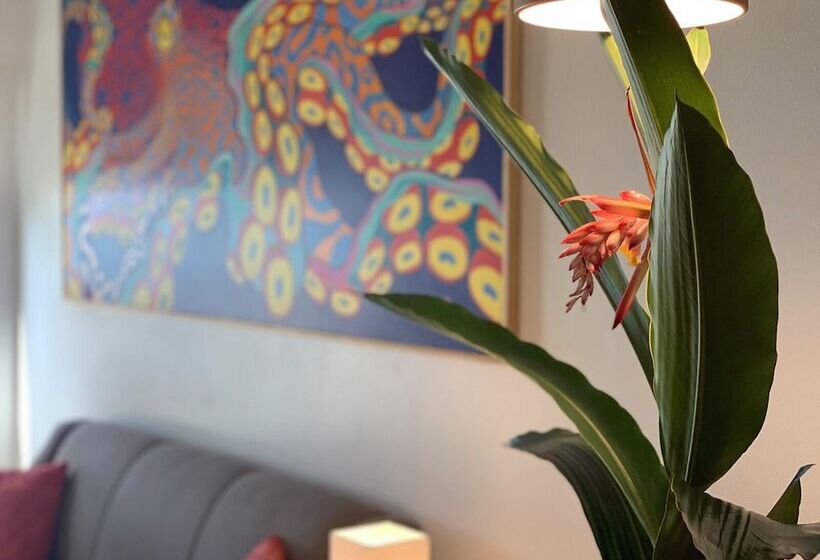 ویلای 1 خوابه, Sand Castle On The Beach Adults Only