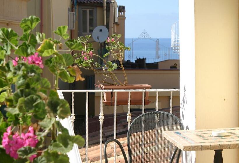 غرفة قياسية مزوَّدة بشُرفة, B&b Residenza Cardinale