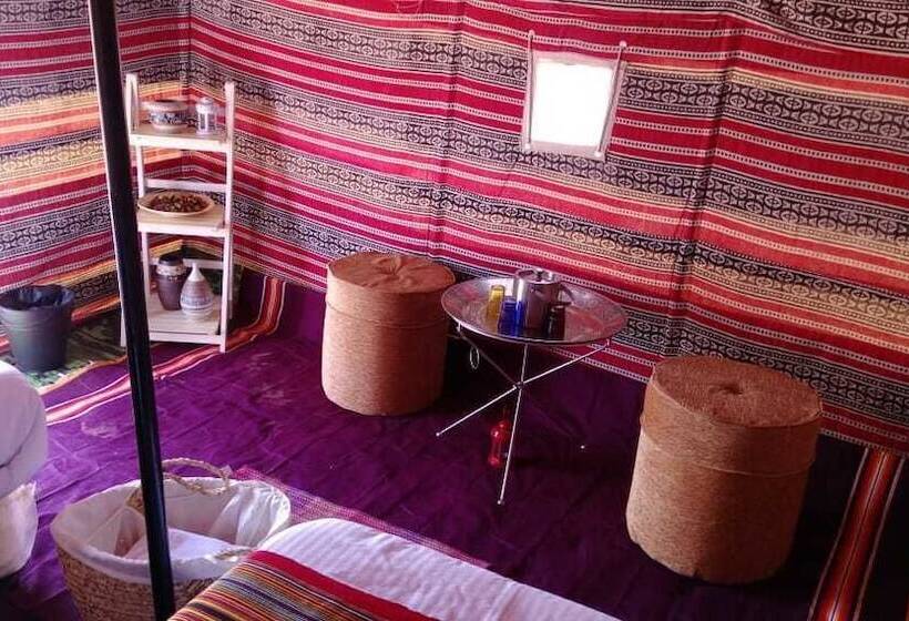 چادر با خدمات رفاهی استاندارد, Al Sarmadi Desert Night Camp