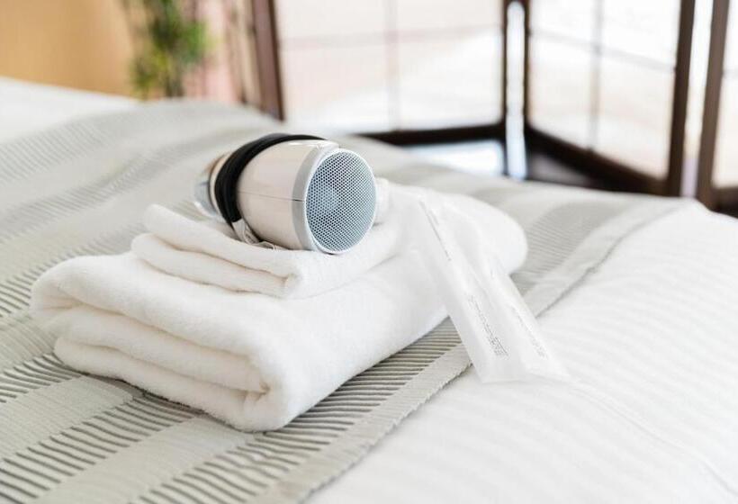 اتاق استاندارد چهار تخته, Guesthouse Miyabi