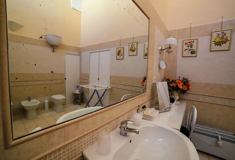 Трехместный Номер Комфорт, Palazzo Barba