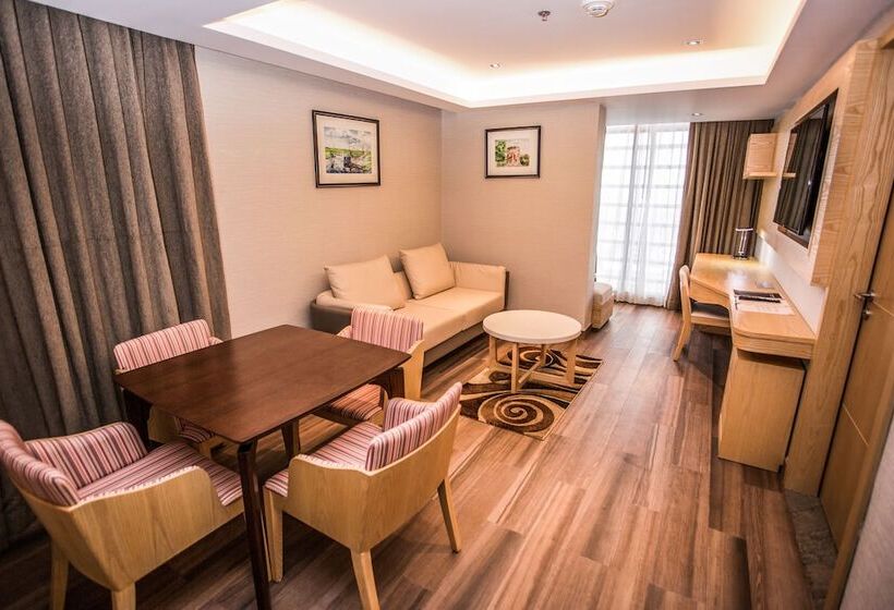 سوئیت رویال, Hansa A Premium Residence
