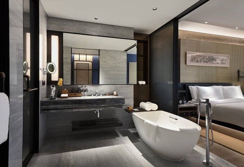 Quarto Club, Intercontinental Shanghai Wonderland By Ihg