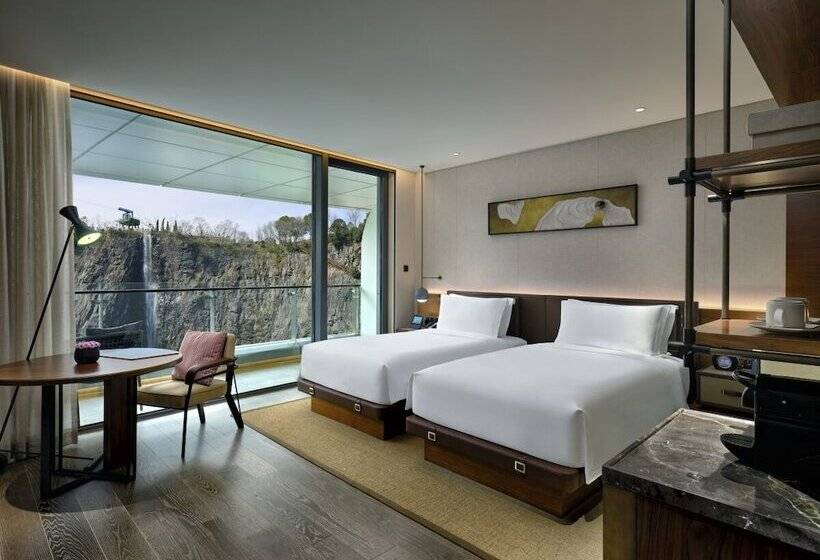Quarto Club, Intercontinental Shanghai Wonderland By Ihg