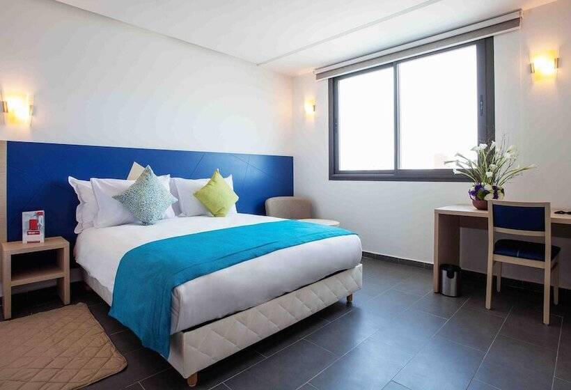 سوییت جونیور, Relax Hotel Casa Voyageurs
