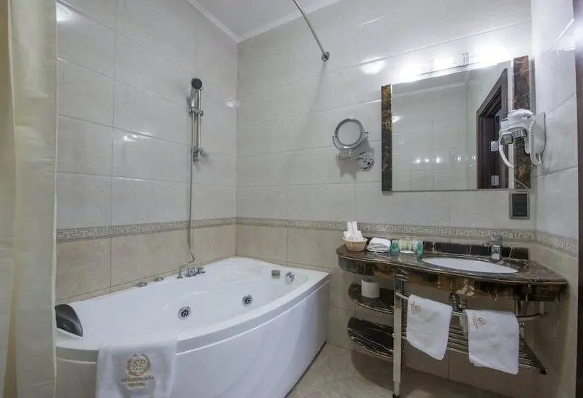 Suite Premium, Sevan Plaza