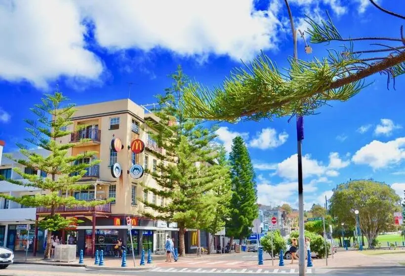 اتاق استاندارد با سرویس بهداشتی مشترک, Mad Monkey Hostel Coogee Beach