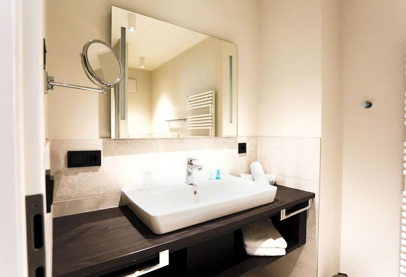 침실 1개 디럭스 아파트, Maremüritz Yachthafen Resort