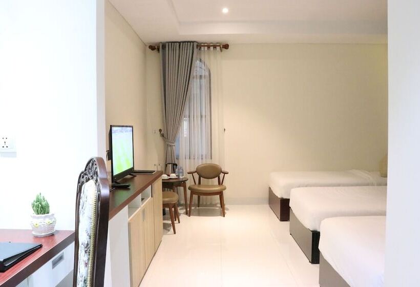 חדר סטנדרט לשלושה, Lcs Hotel & Apartment