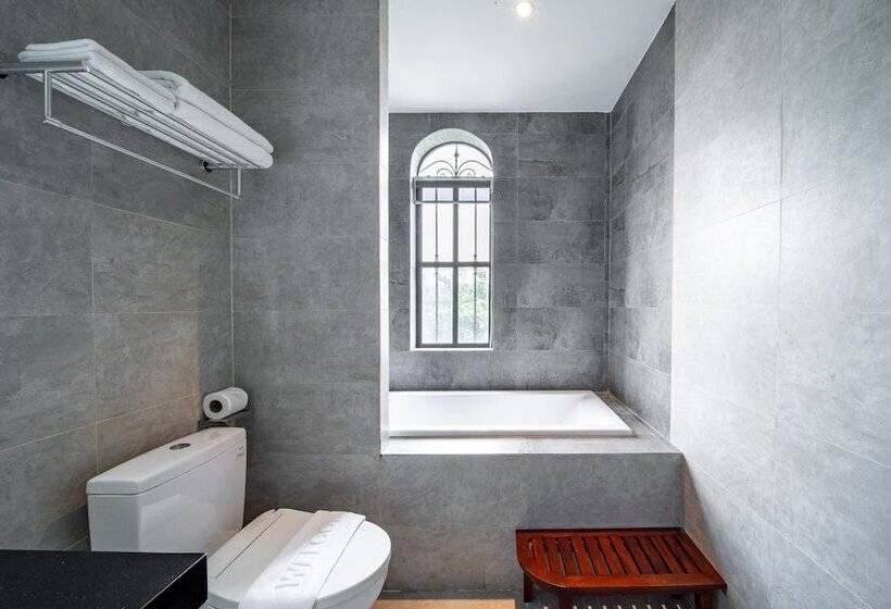 סוויטה דלוקס, Lcs Hotel & Apartment