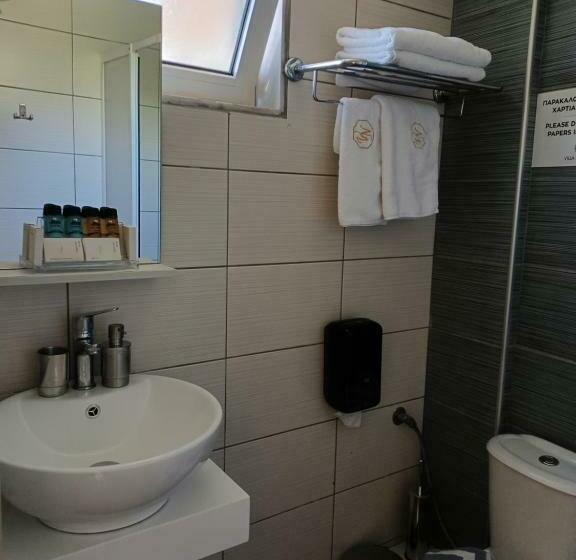 マウンテンビュースタンダードルーム, Villa Nickolas