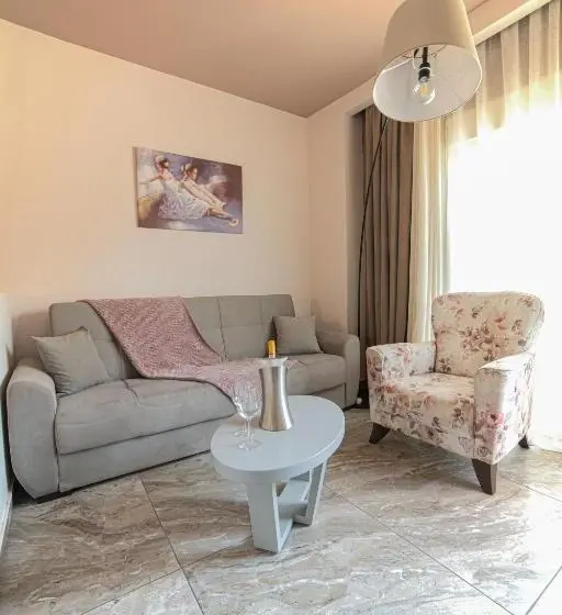 ジュニアスイート, Villa Nickolas