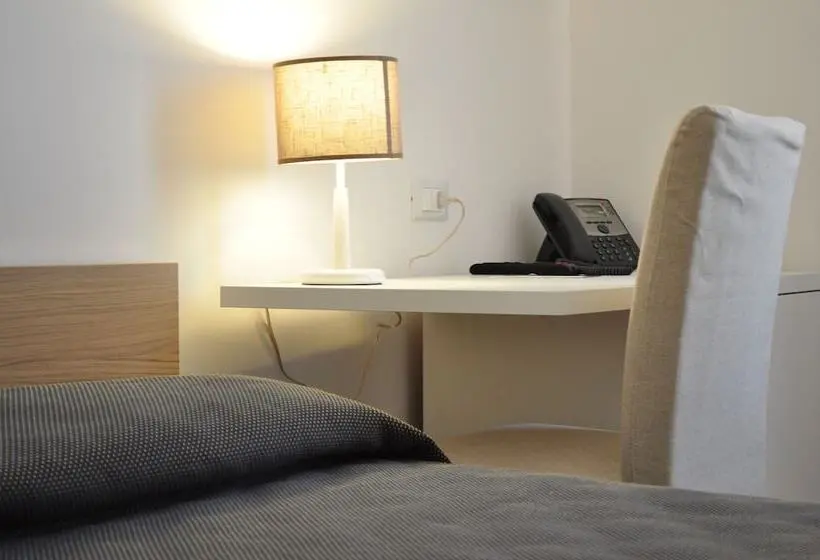 Standard-huone Parveke, Rooms And Breakfast Zefiro