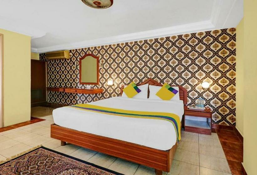 חדר דלוקס, The Olive Star