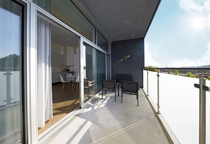 1ベッドルームアパートメント, Living Suites
