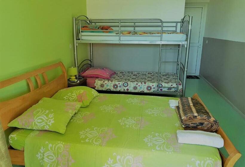 اتاق استاندارد, Gite Hotel La Caz Des Orangers