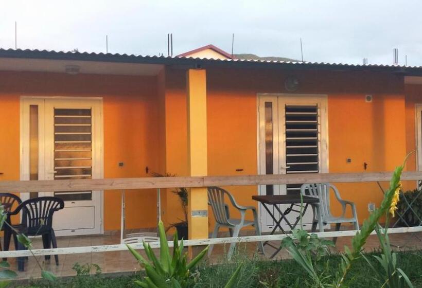 اتاق استاندارد, Gite Hotel La Caz Des Orangers