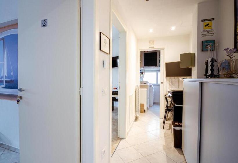 Номер Стандарт Трехместный, 6 In Centro Guest House