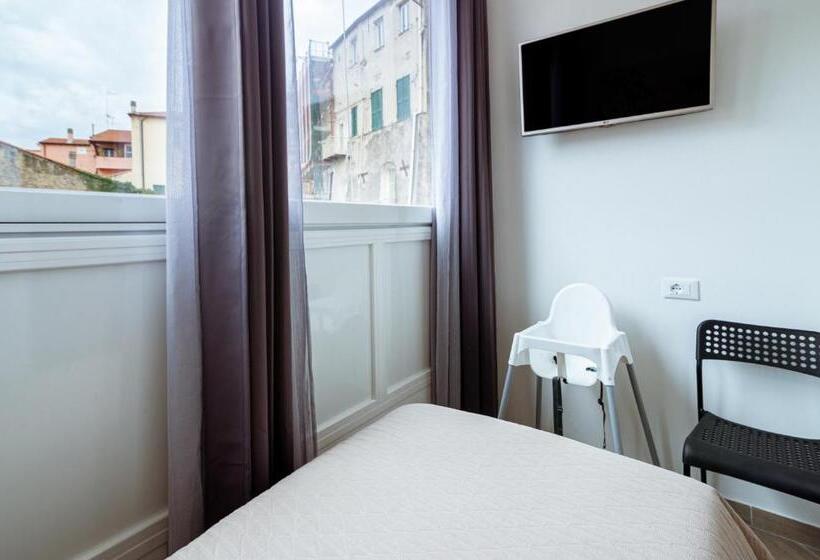 ファミリールーム, 6 In Centro Guest House