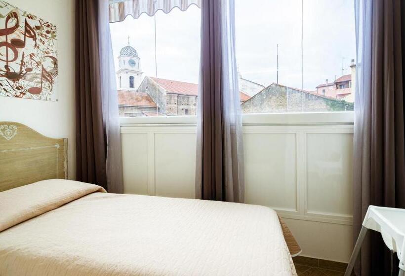 ファミリールーム, 6 In Centro Guest House