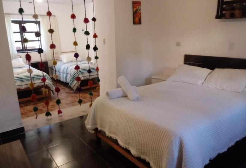 اتاق استاندارد سه نفره, Hospedaje Venka Urubamba Hostel