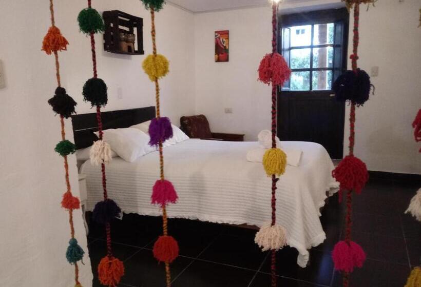اتاق خانوادگی, Hospedaje Venka Urubamba Hostel