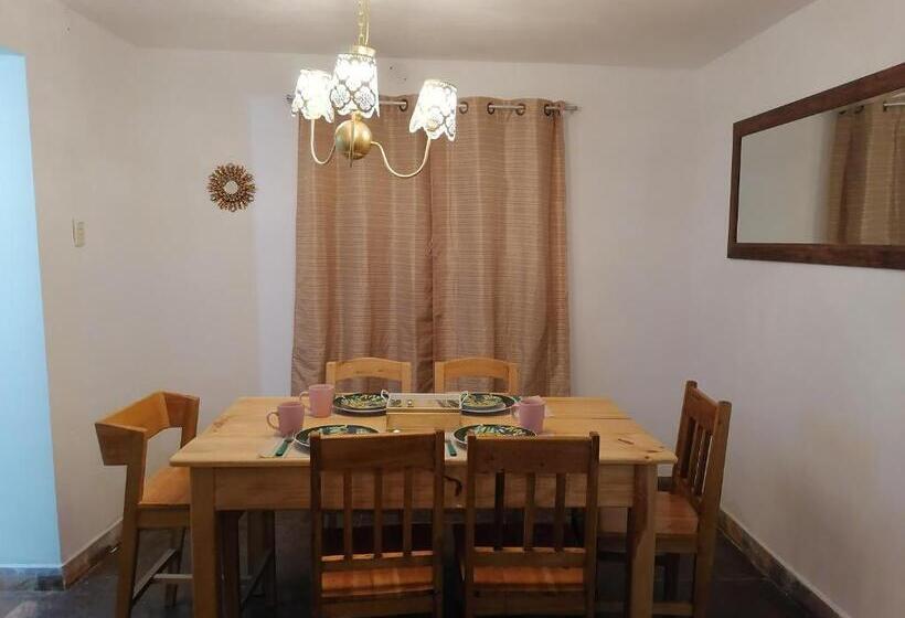 آپارتمان 2 خوابه, Hospedaje Venka Urubamba Hostel