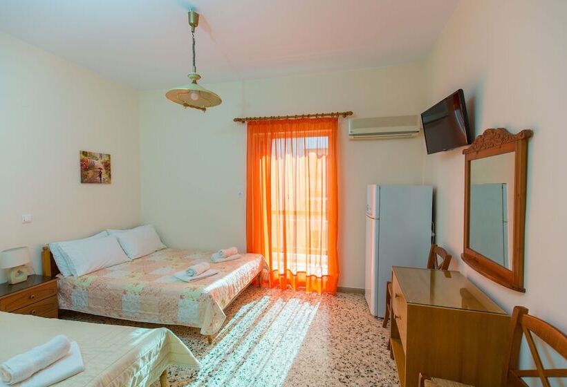 Трехместный Номер Стандарт Вид на Сад, Pansion Akrogiali