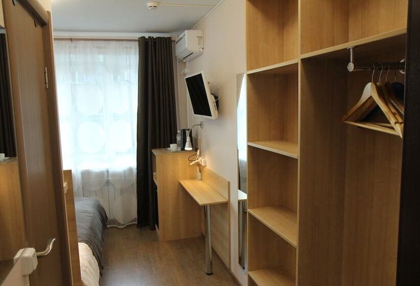 اتاق استاندارد, Asti