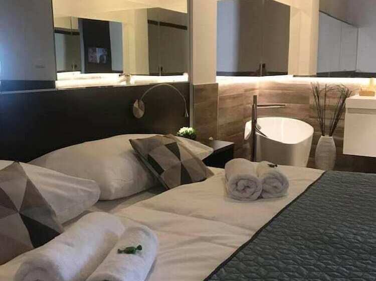 １ベッドルームのスーペリアアパートメント, Centrum With Free Parking