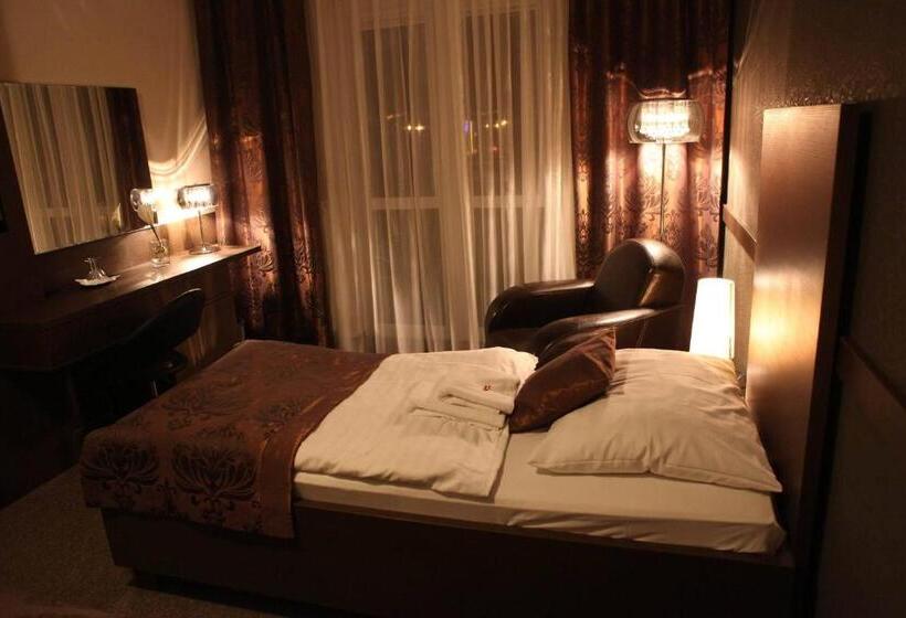 クラシックルーム, Centrum With Free Parking