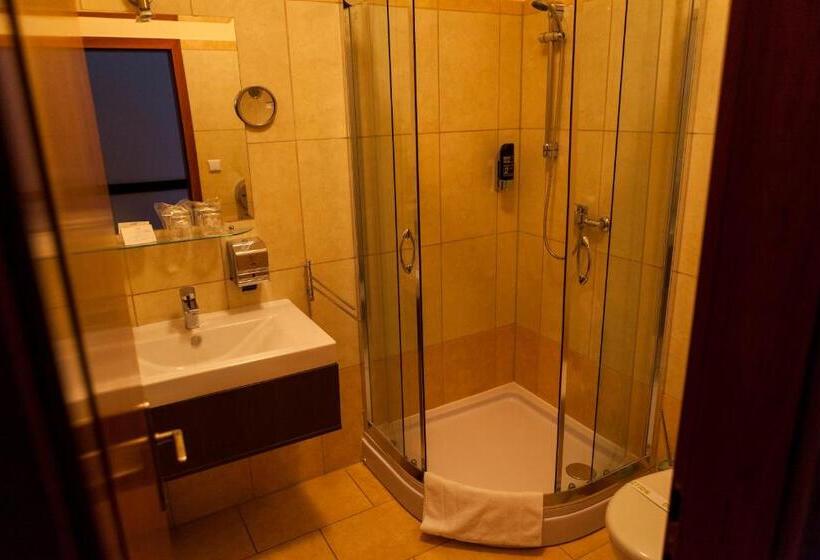 クラシックルーム, Centrum With Free Parking