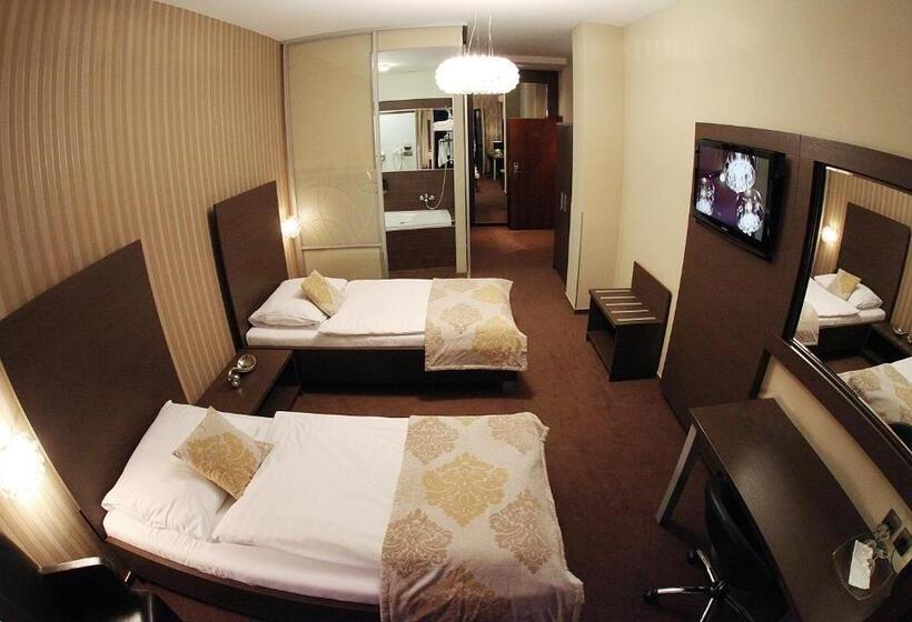 テラス付きデラックスルーム, Centrum With Free Parking