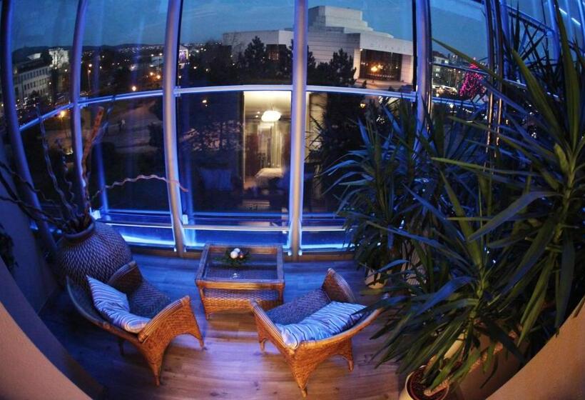 テラス付きデラックスルーム, Centrum With Free Parking