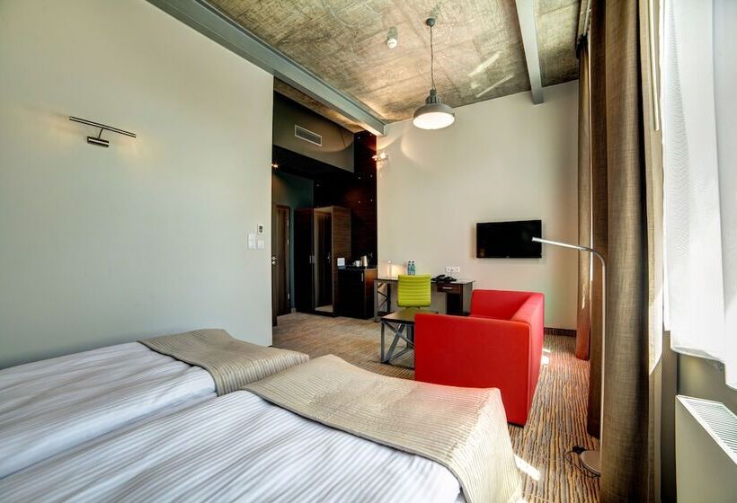 غرفة إقتصادية, Loft 1898