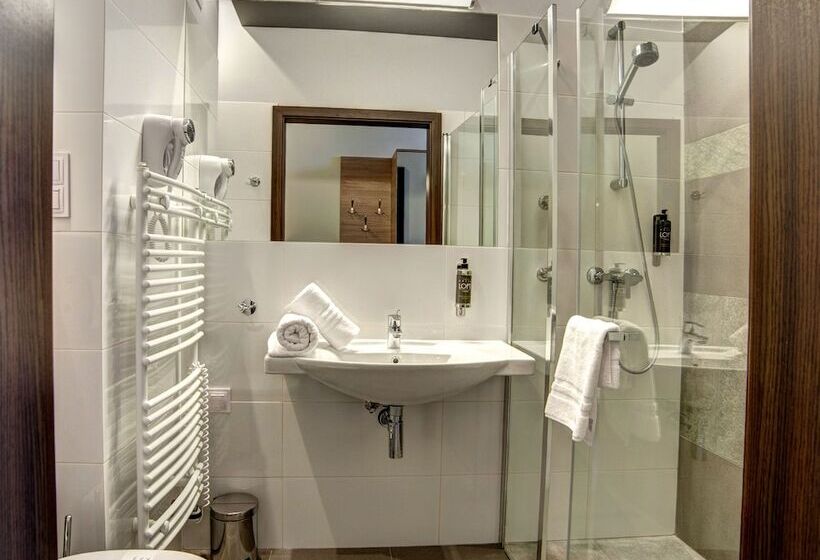 غرفة إقتصادية فردية, Loft 1898