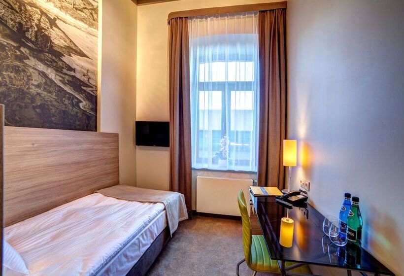 غرفة إقتصادية فردية, Loft 1898