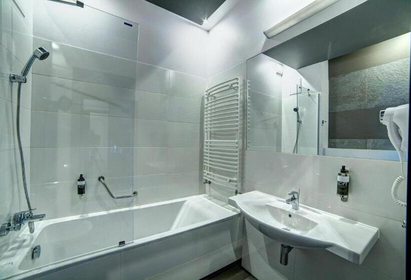 غرفة إقتصادية, Loft 1898