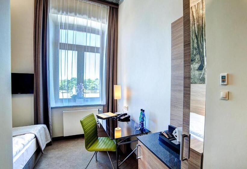 غرفة إقتصادية فردية, Loft 1898