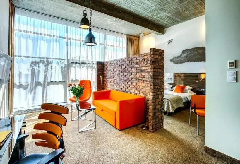 デラックスルーム, Loft 1898