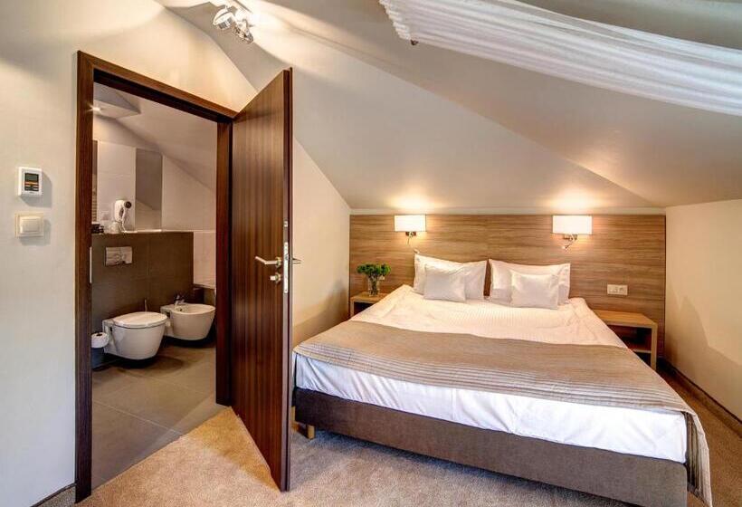 إستوديو قياسى, Loft 1898