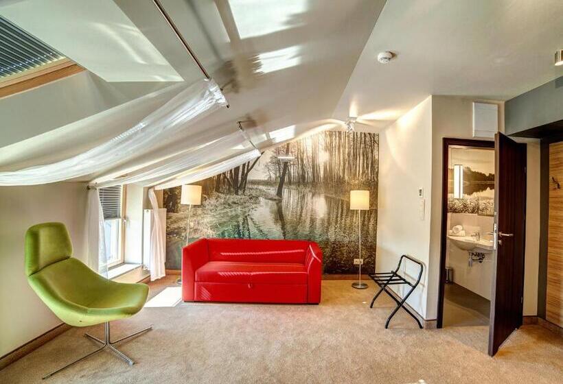 إستوديو قياسى, Loft 1898