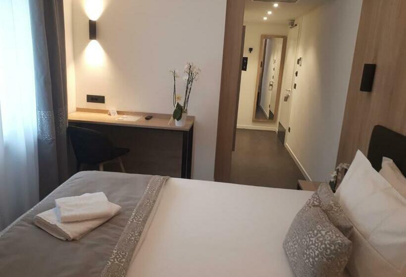 חדר סטנדרט יחיד, Tourist