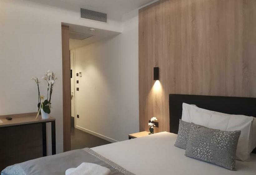 חדר סטנדרט יחיד, Tourist